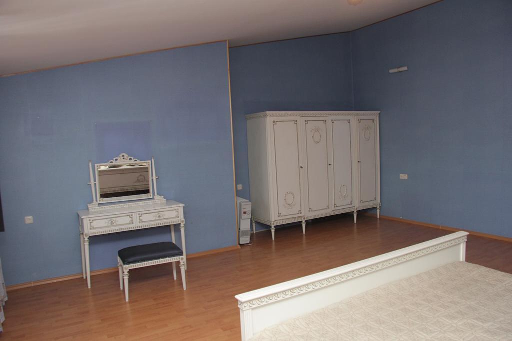 Rafael Hostel Yerevan Exterior photo