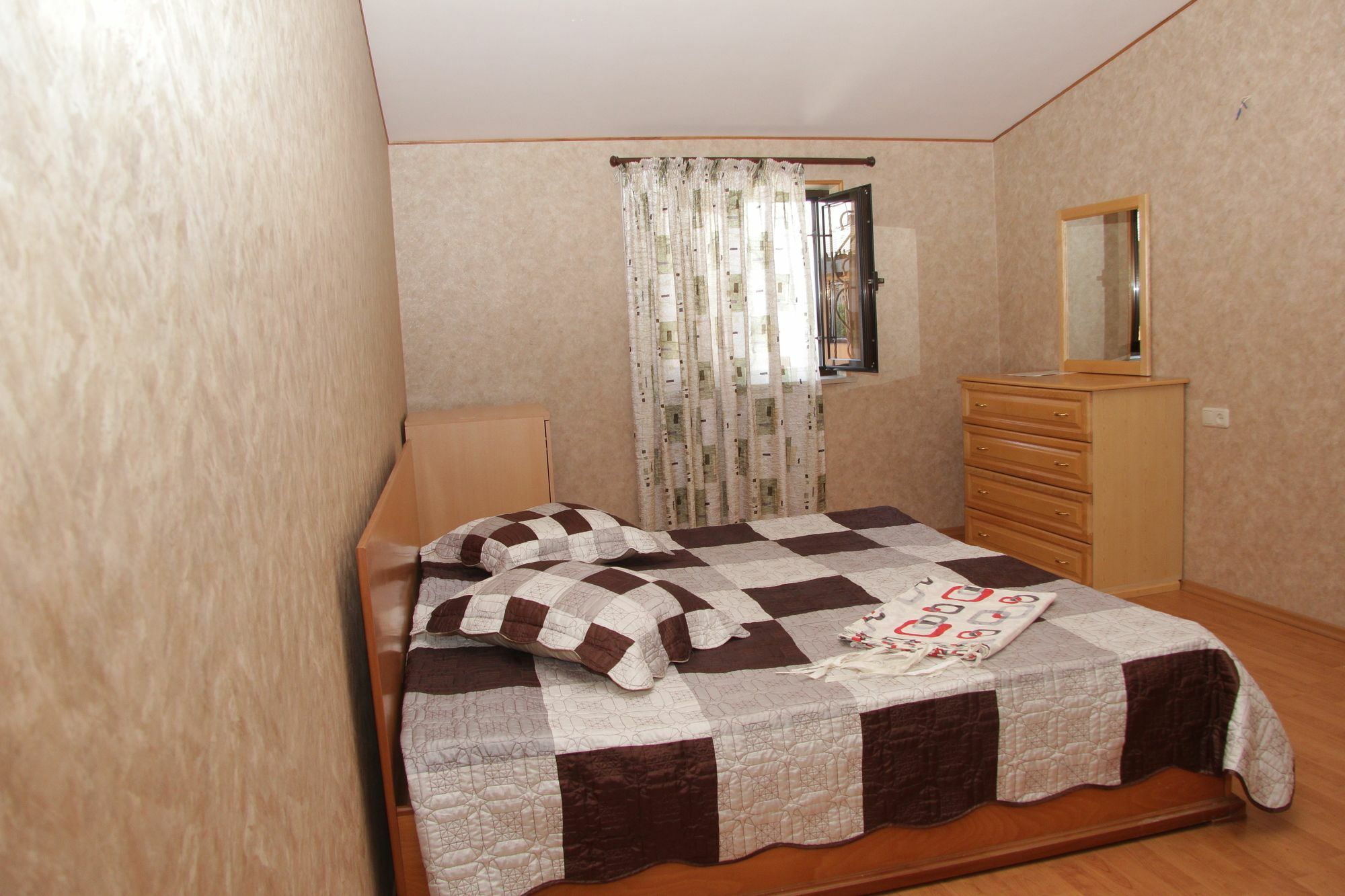 Rafael Hostel Yerevan Exterior photo